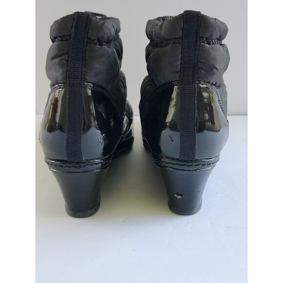 Fioni Quilted Nylon Blk Patent Leather Ankle Wedge Waterproof Boots Sz 8.5 S0024 - Picture 8 of 10